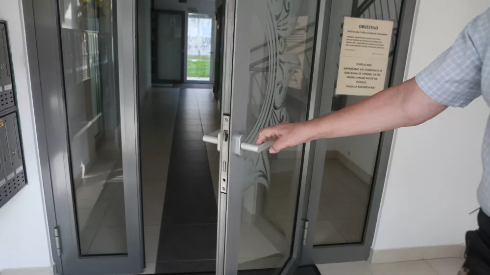  - 11.09.2018 - Oskrbovana stanovanja za starej&scaron;e v Ljubljani - MIJAKS, Draveljska ulica 42 v &Scaron;i&scaron;ki - Dravlje //FOTO: Luka Cjuha.