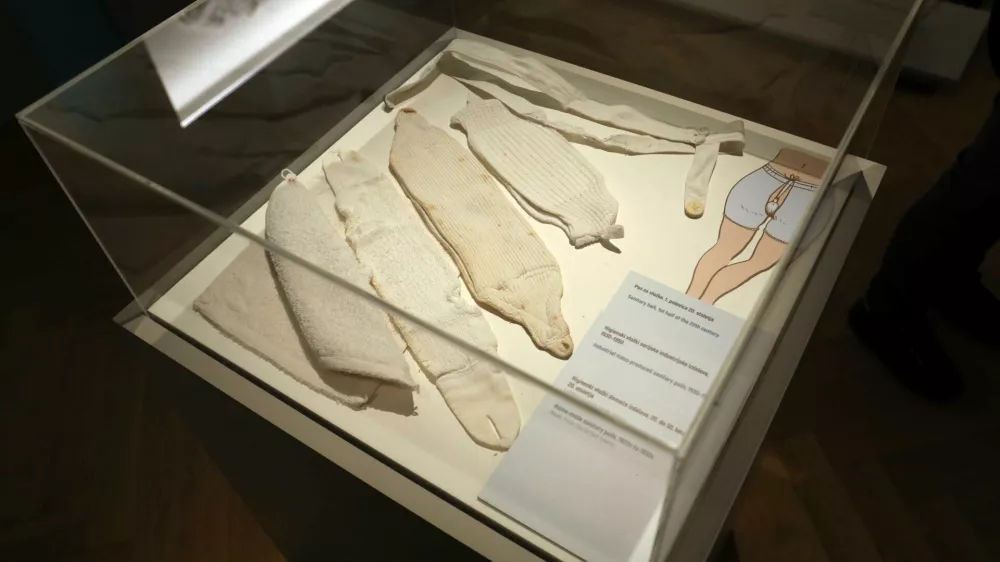 28.10.2024 - razstava, Od korzeta do žaketaFoto: Tomaž Skale / Foto: 