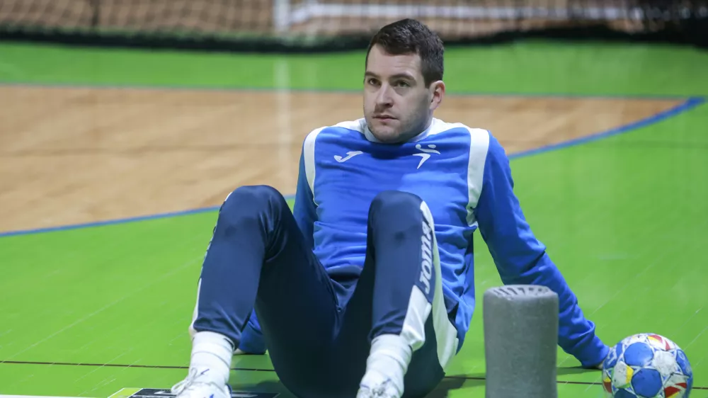 Miha Zarabec- 02.11.2023 - Rokomet - trening rokometne mo&scaron;ke reprezentance //FOTO: Jaka Gasar