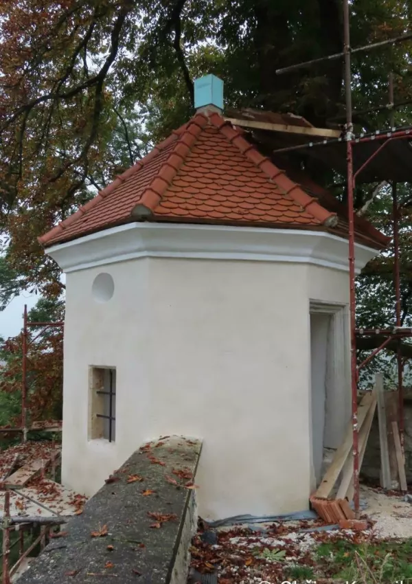 V obnovljenih stolpičih paviljonih, ki sta sedaj bolj dostopna, bo Medobčinski muzej Kamnik izvajal nove pedago&scaron;ko-andrago&scaron;ke programe. Foto: Občina Kamnik