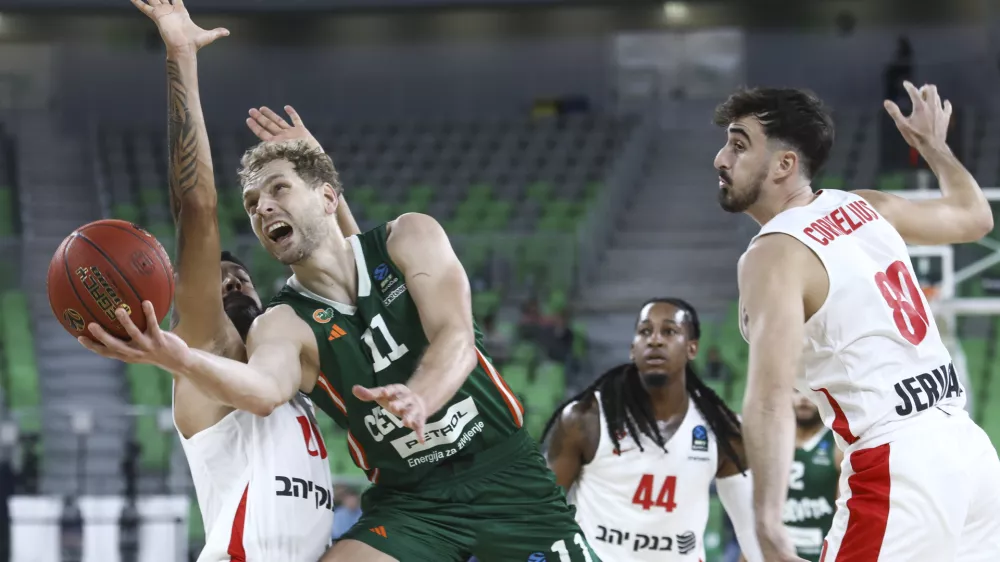 Jaka Blažič30.10.2024 - Ko&scaron;arka evropski pokal - Cedevita Olimpija - HapoelFOTO: LUKA CJUHA