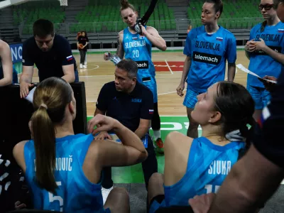 Georgios Dikaiulakos, selektor slovenske ženske ko&scaron;arkarske reprezentance - 08.06.2023 &ndash; ženska ko&scaron;arka - Slovenija: Črna gora, pripravljalna prijateljska tekma ženskih reprezentanc pred bližnjim evropskim prvenstvom v Ljubljani. //FOTO: Bojan Velikonja