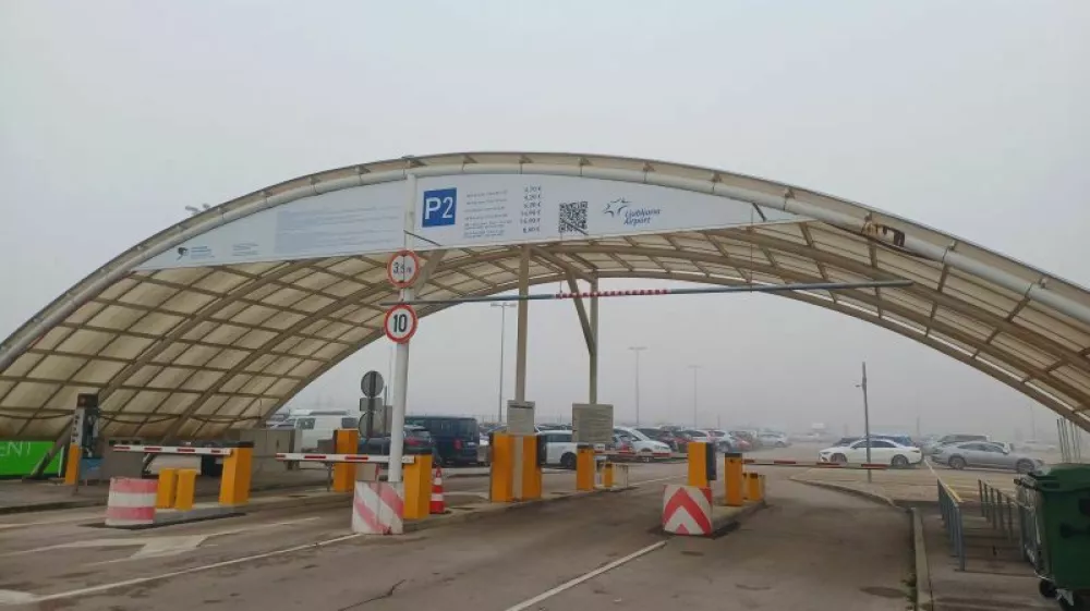 Umor Brnik letali&scaron;če Foto: Tina Jereb