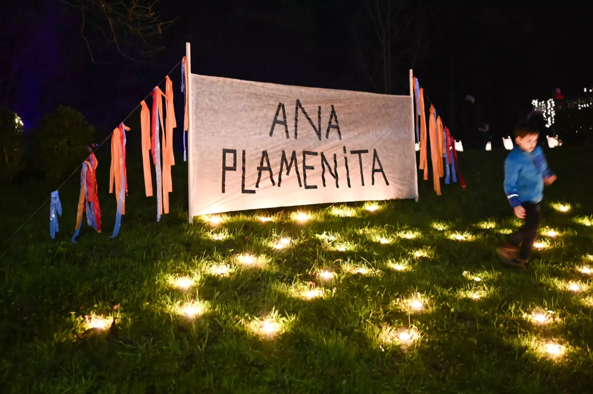 15.11.2024 Festival noči in ognjenih ambientov Ana Plamenita 2024, otro&scaron;ko igri&scaron;če Pod skakalnico ob Vodnikovi cesti v Ljubljani.FOTO: Nik Erik Neubauer