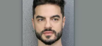 Ob pristanku v Miamiju, kamor je priletel iz Beograda, so zaradi ugrabitve žene aretirali Davida Knezevića. Vpletenost v njeno izginotje vztrajno zanika. Pravi, da je bil takrat v domači Srbiji. 