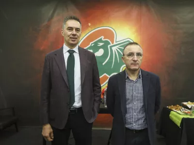 Davor Užbinac in Cheche Muler21.11.2024 - pogovor z Davorjem Užbincem, direktorjem Cedevite Olimpije, in Chechujem Mulerom, &scaron;portnim direktorjem ljubljanskega klubaFOTO: LUKA CJUHA