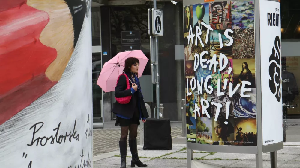 10.05.2023 - simbolična fotografija - plakat umetnosti - Foto: Tomaž Skale