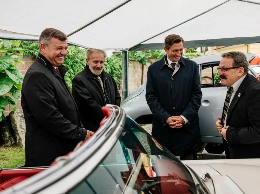 Ob 20. obletnici SVAMZ je na obisk pri&scaron;el tudi takratni predsednik države Borut Pahor. / Foto: Osebni Arhiv Francija &Scaron;krjanca