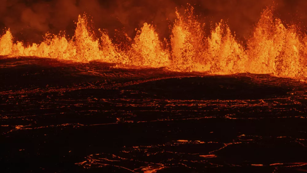 A new volcanic eruption that started on the Reykjanes Peninsula in Iceland, Wednesday, Nov.20, 2024. (AP Photo/Marco di Marco)