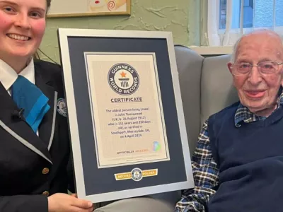 najstarej&scaron;i, mo&scaron;ki, John Alfred Tinniswood