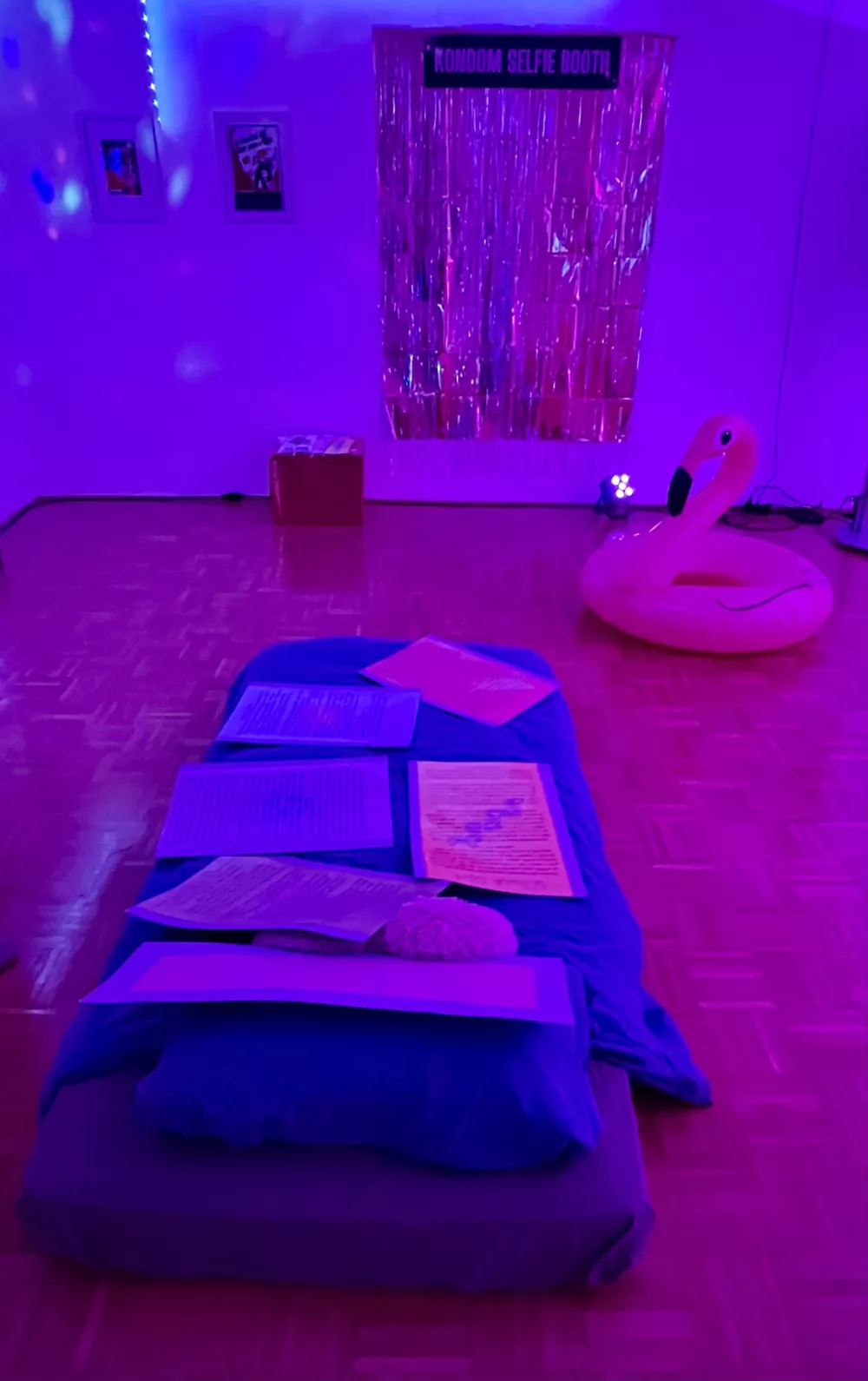 Leto&scaron;nja novost, ki mlade pričaka v muzeju je kondom selfie komora. F Socialni marketing