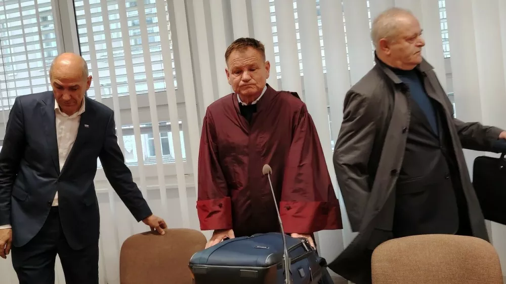 Janez Jan&scaron;a, Franci Matoz, sodi&scaron;če, Trenta / Foto: Mojca Marot