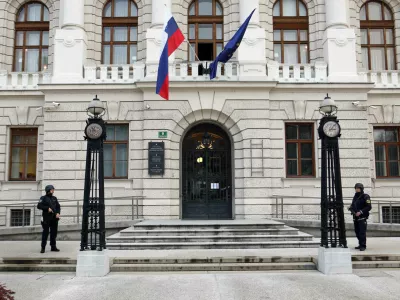 29.11.2024 - sodi&scaron;če, kava&scaron;ki klan, varovanje, policijaFoto: Tomaž Skale