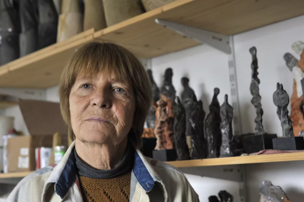 akademska kiparka in vodja bienala UNICUM, Dragica Čadež Lapajne//FOTO: TOMAŽ ZAJEL&Scaron;NIK