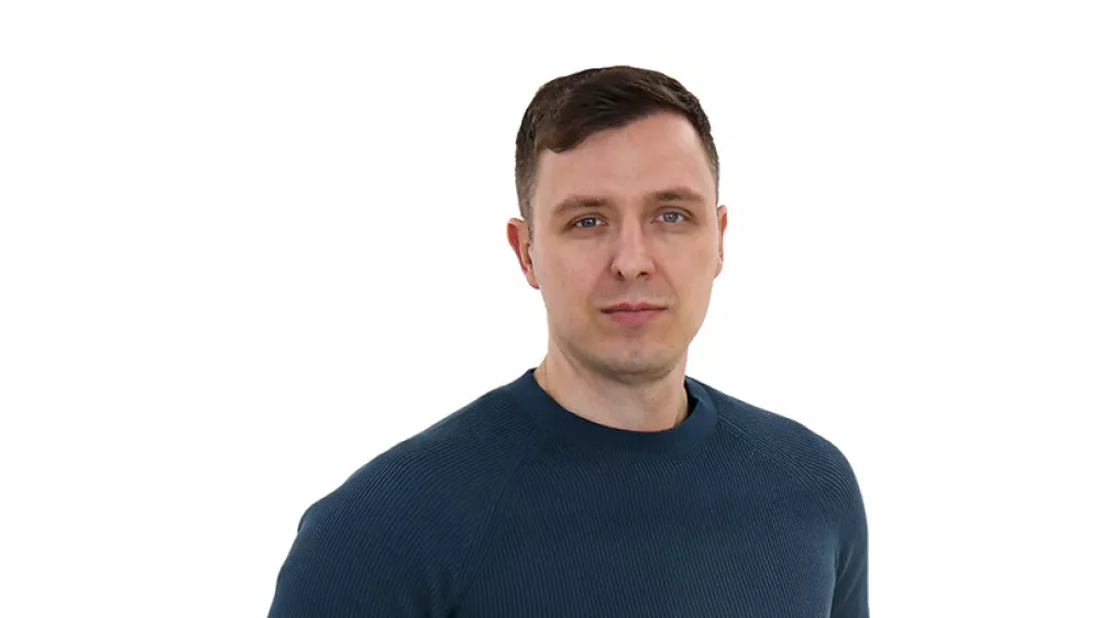 Anže LebingerZA ONLINE - Redakcija Dnevnik 2024 - portreti za komentarje in kolumne - kolumnisti - komentatorji &ndash; novinarji - //FOTO: Tomaž Skale