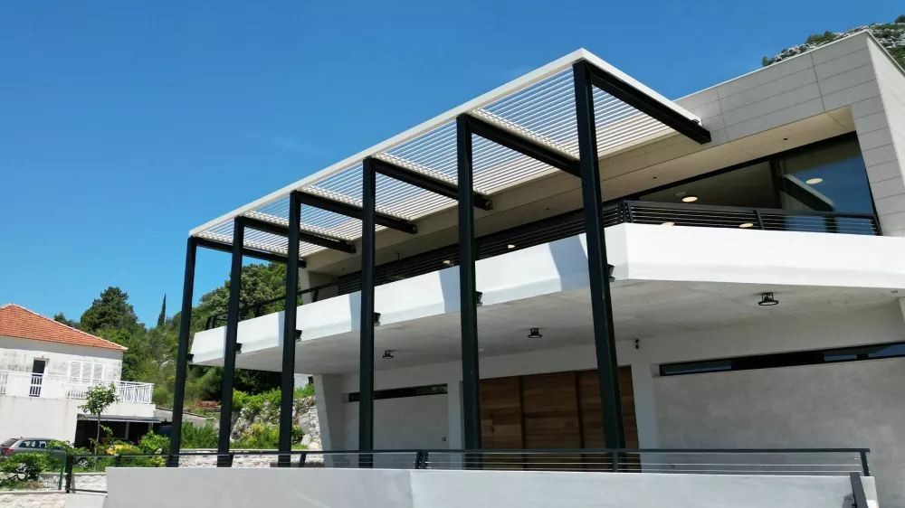 Soltec Pergola Vinarija Milo&scaron; Pelje&scaron;ac / Foto: Soltec