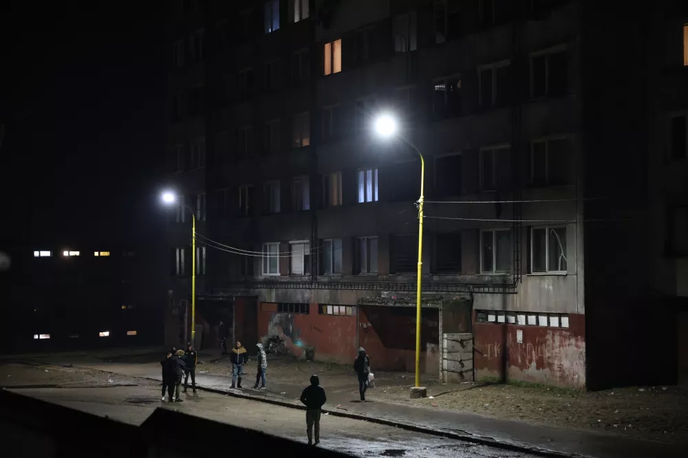 - februar 2024 - Lunik IX, romsko naselje, kjer živijo najsiroma&scaron;nej&scaron;i ljudje. Ko&scaron;ice, Slova&scaron;ka- romi, cigani, rev&scaron;čina, siroma&scaron;tvo, geto //FOTO: Jaka GasarOPOMBA: ZA OBJEKTIV - REPORTAŽA