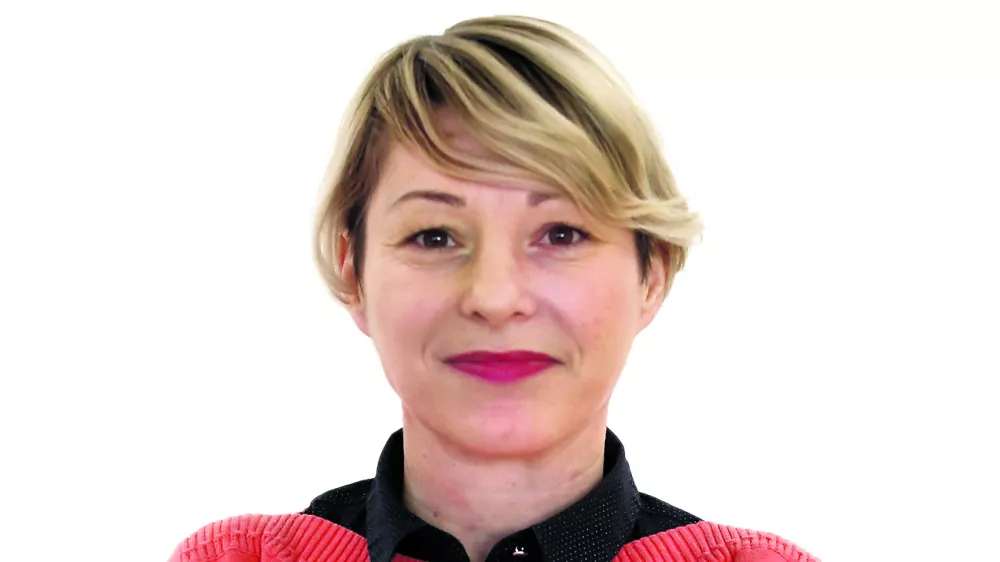 Nata&scaron;a Bucik Ozebek- Redakcija Dnevnik 2024 - portreti za komentarje in kolumne - kolumnisti - komentatorji &ndash; novinarji - portret //FOTO: Luka Cjuha