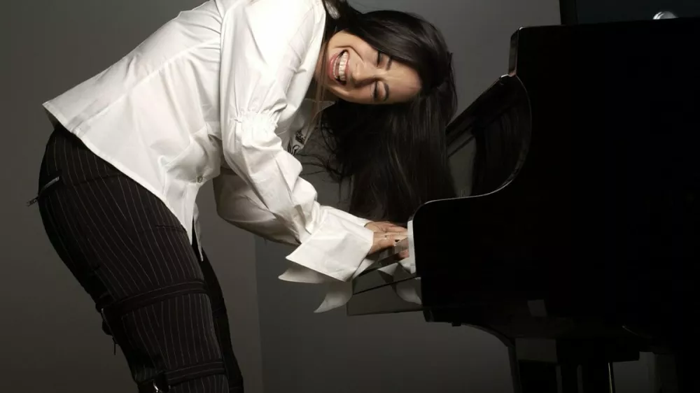 Newyor&scaron;ki pianistki Rachel Z je takoj na začetku kariere uspel veliki met.