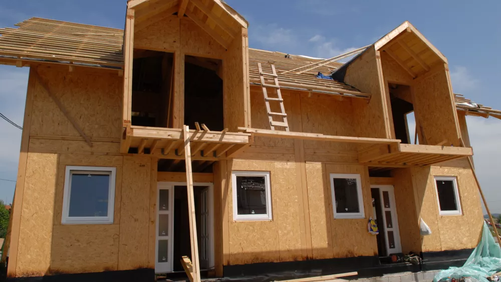 montažna hi&scaron;a Juting