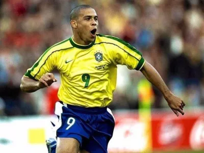 Kaj se je dogajalo z Ronaldom pred finalom svetovnega prvenstva v Franciji, je &scaron;e naprej velika neznanka. F instagram