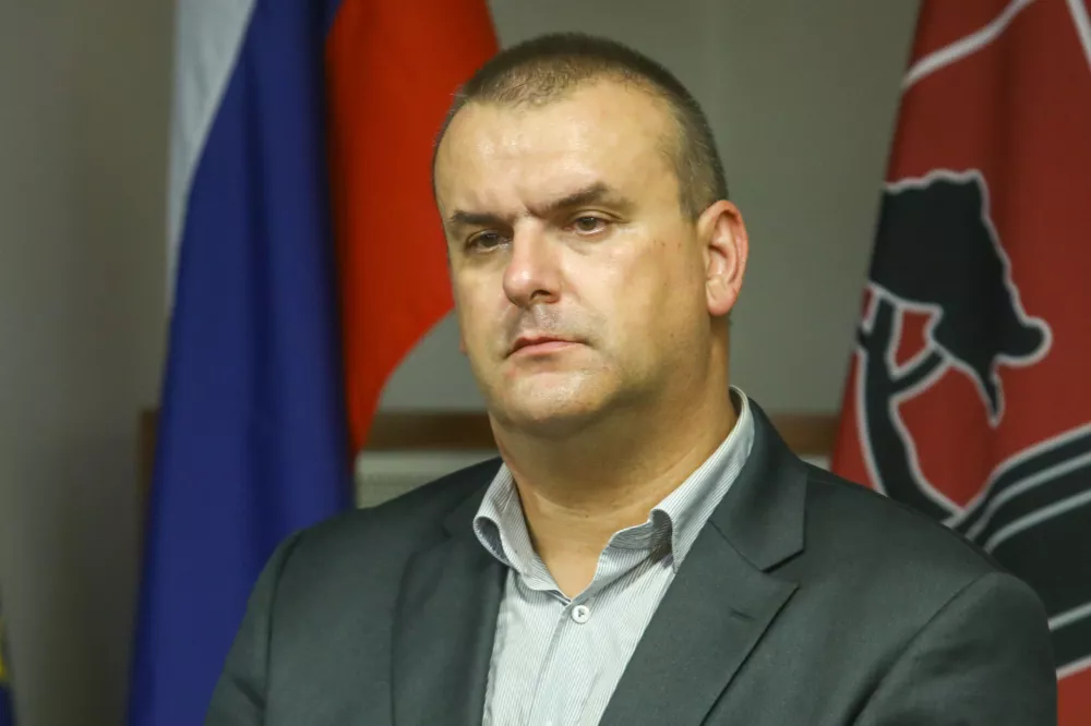 LEPTON QUARK - direktor MARJAN ZIDAR 10.10.2024 - 24. Slovenska GAZELA 2024 &ndash; Sežana - regijski izbor najbolj&scaron;ih najhitreje rastočih podjetij &ndash; razglasitev Primorsko notranjske regije. Primorsko notranjska gazela  FOTO: Luka Cjuha / Foto: Luka Cjuha