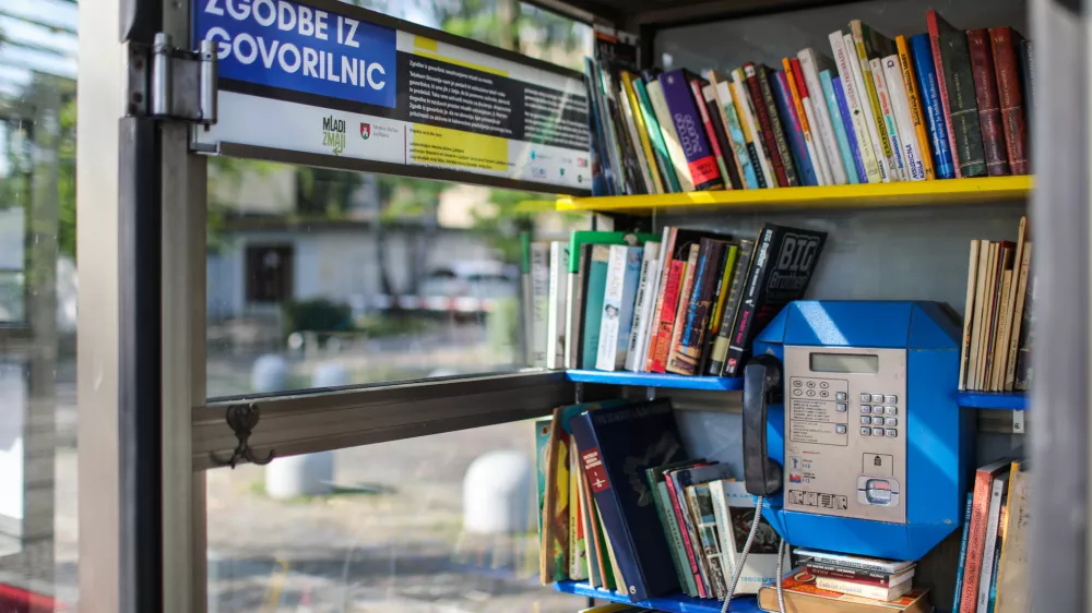 telefonska govorilnica - 18.06.2021- &Scaron;pica &ndash; javni zavod Mladi zmaji &ndash; projekt Zgodbe iz govorilnic: preobrazba treh starih telefonskih govorilnic, ki jim jih je podaril Telekom Slovenije. //FOTO: Bojan Velikonja