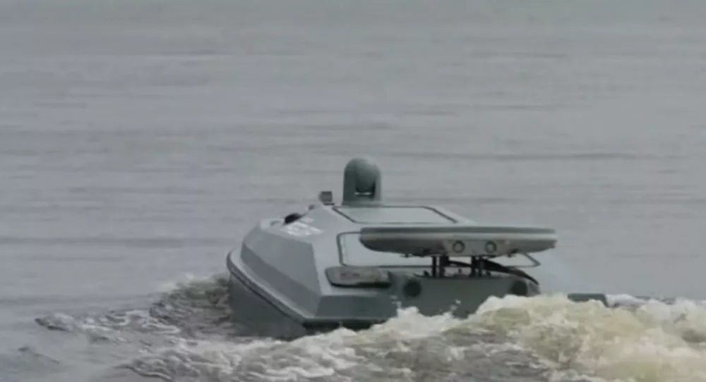 Ukrajina uporablja tudi tak&scaron;ne čolne, ki se za navigacijo zana&scaron;ajo na satelite. / Foto: Zajem Zaslona