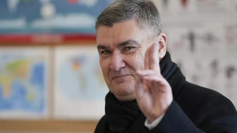 Hrva&scaron;ki predsednik Zoran Milanović se bo moral za nadaljevanje mandata na Pantovčaku s protikandidatom Primorcem pomeriti v drugem krogu volitev. Foto: AP
