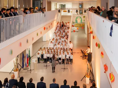 otvoritev nove osnovne &scaron;ole Loka Črnomelj