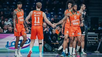 Ko&scaron;arkarji Olimpije so zaradi težav z letalskimi povezavami&nbsp;ostali brez tekme evropskega pokala proti Lietkabelisu. Foto:&nbsp;ABA