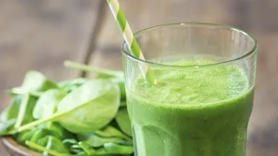 Spinach smoothie, zeleni smuti, &scaron;pinača