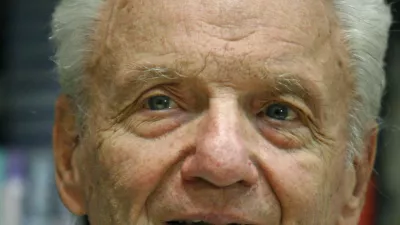 Miki Muster, akademski kipar, ilustrator in animator / Foto: Matej Pov&scaron;e