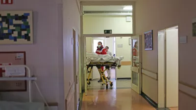 &ndash; bolni&scaron;ka soba &ndash; kapljična izolacija &ndash; gripa &ndash; virusno obolenje - akutna virusna bolezen dihal - zdravstvo - - 13.01.2020 - Negovalna bolni&scaron;nica Ljubljana - Oddelek za gripo -  Stara pediatrična klinika, Vrazov trg 1, //FOTO: Bojan Velikonja