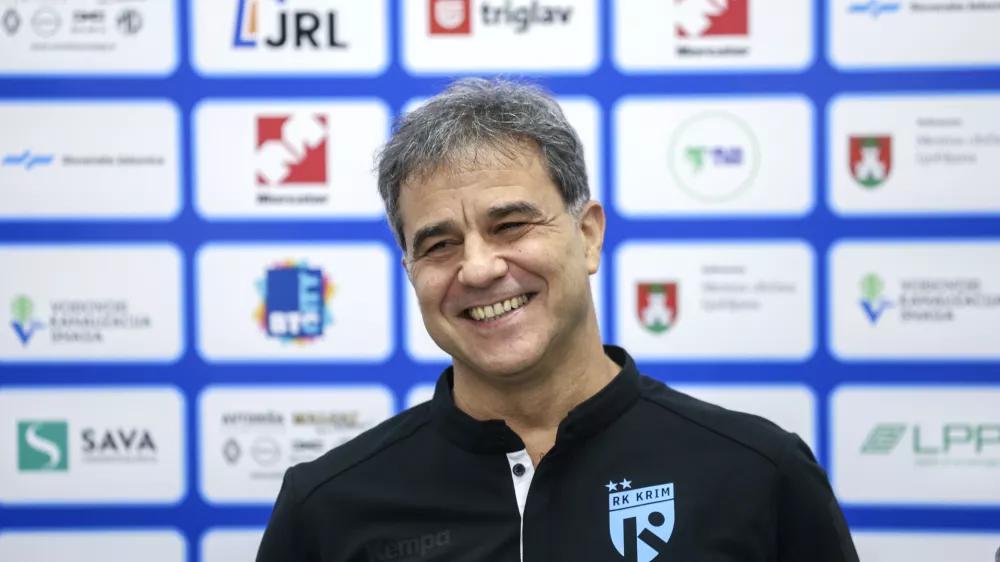 Ambros Martin- 17.12.2024 - novinarska konferenca rokometnega kluba Krim Mercator, na kateri so predstavili novega trenerja, &Scaron;panca Ambrosa Martina//FOTO: Jaka Gasar