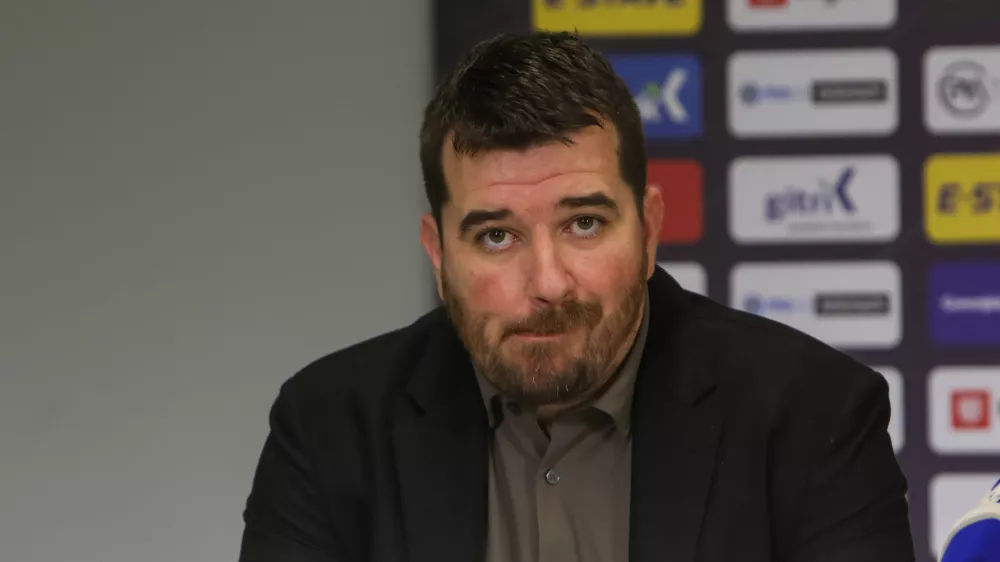 - &scaron;portni direktor Goran Boromisa,- 10.01.2025. - Novinarska konferenca NK Olimpije pred odhodom na priprave v &Scaron;panijo.//FOTO: Bojan Velikonja