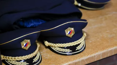 Policija, simbolična fotografija.- 3.04.2024 &ndash; Podelitev medalj policije za hrabrost in požrtvovalnost. Policijska akademija, Tacen. //FOTO: Nik Erik Neubauer
