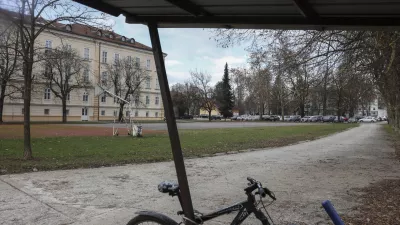 - 15.01.2025 - Lokacija ob Ro&scaron;ki cesti, kjer naj bi predvidoma gradili &scaron;tudentski dom//FOTO: Jaka Gasar