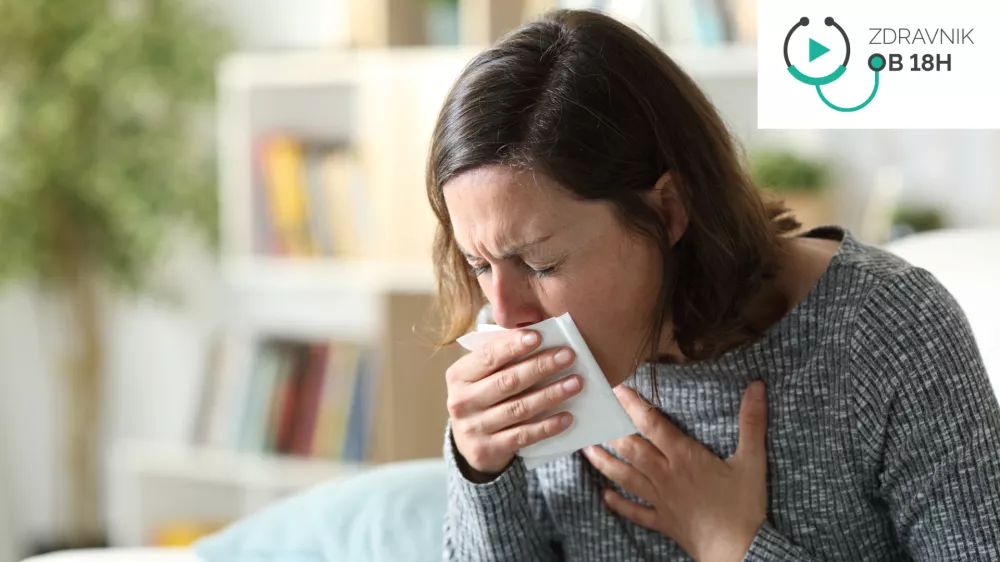 Odkrijte, kako si naravno pomagate pri suhem in dražečem ka&scaron;lju ter kdaj obiskati zdravnika (Foto: Getty Images/Pheelings Media)