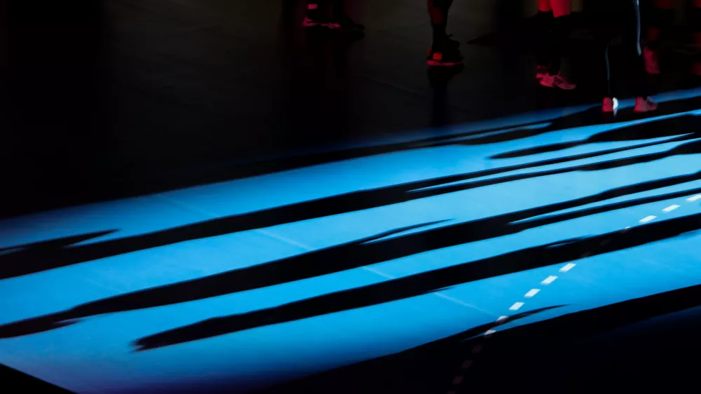 - simbolična fotografija, sence, &scaron;portna vzgoja mladine, gibanje, pomanjkanje gibanja, težave mladostnikov.- 05.10.2024. - Rokomet Krim Mercator - Storhamar v četrtem krogu evropske lige prvakinj.//FOTO: Bojan Velikonja