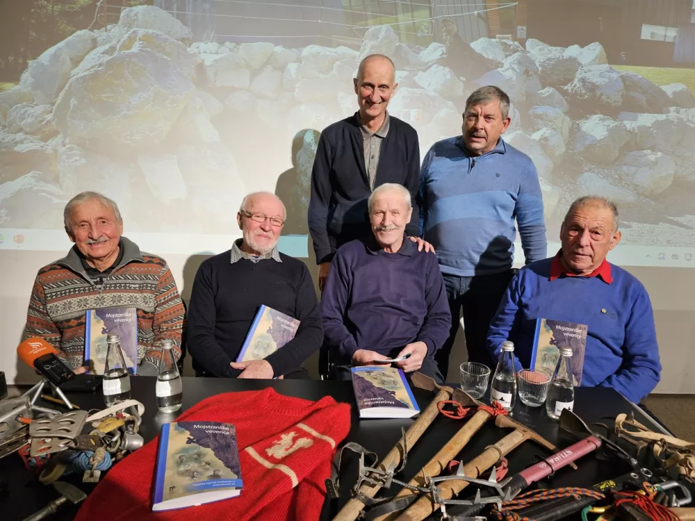 Mojstran&scaron;ke veverice in urednik PV Habjan Vladimir / Foto: Pzs, Manca Ogrin 