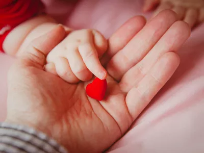 Lani so na srčku operirali 72 otrok, opravili so 70 katetrizacij in interventnih posegov na otro&scaron;kem srcu, na oddelku so imeli hospitaliziranih 750 otrok. / Foto: Getty Images