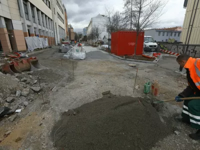 7.1.2025 - Prenova Čufarjeva ulica - gradbi&scaron;čeFOTO: LUKA CJUHA