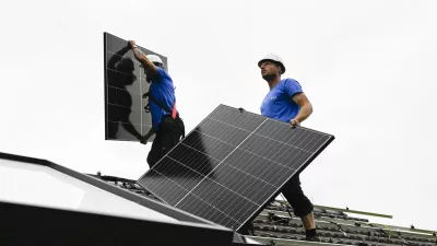 Skoraj 50 nekdanjih odjemalcev SunContracta je v postopku neposredno pred odklopom, zato jih elektrodistributerji pozivajo, naj si takoj uredijo pogodbo z dobaviteljem. Fotografija je simbolična. Foto: Nik Erik Neubauer&nbsp;