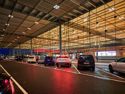 Zgradba berlinskega letali&scaron;ča. Slika je simbolična. / Foto: Istock