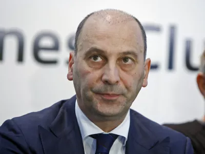 vodja Slovenian business cluba Marjan Batagelj (predsednik uprave družbe Postojnska jama), - 6.1.2014 - Klub slovenskih podjetnikov (Slovenian Business Club); - novinarska konferenca ob ustanovitvi kluba podjetnikov, podjetni&scaron;ka mreže v katero so vključeni najbolj&scaron;i slovenski podjetniki, ki so uspeli v tujini//FOTO: Bojan Velikonja