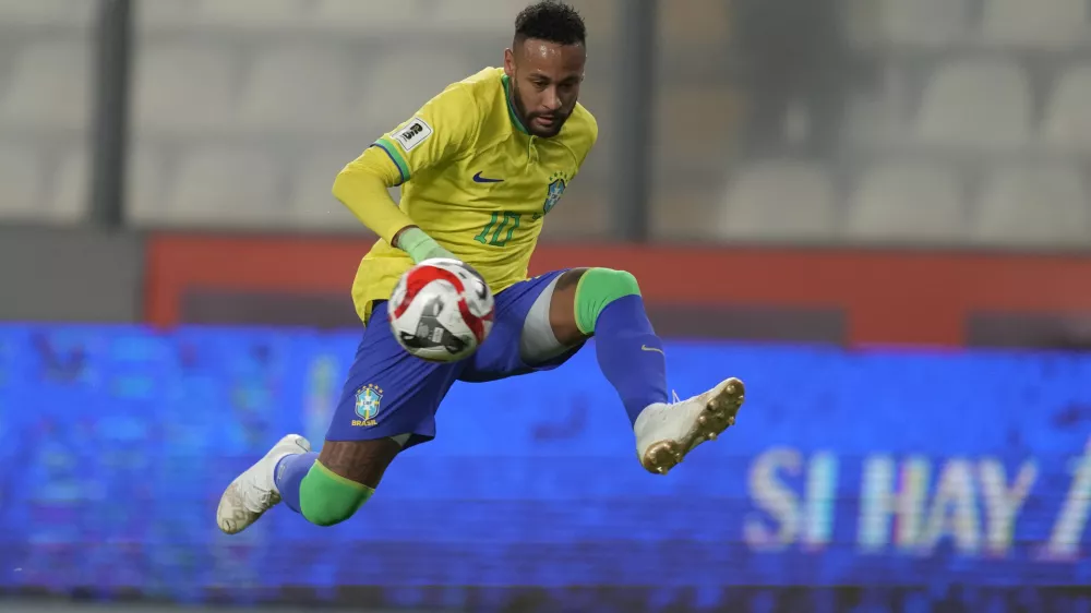 Neymar je najbolj&scaron;i brazilski strelec vseh časov z 79 goli na 128 tekmah F AP