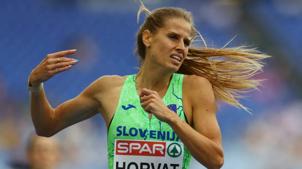 Anita Horvat je v teku na 800 m v Beogradu za tri stotinke zgre&scaron;ila normo za nastop na dvoranskem evropskem prvenstvu. Foto: Reuters