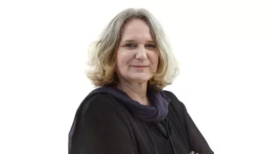 Mateja A HrastarZA ONLINE - Redakcija Dnevnik 2024 - portreti za komentarje in kolumne - kolumnisti - komentatorji &ndash; novinarji - portret //FOTO: Luka Cjuha