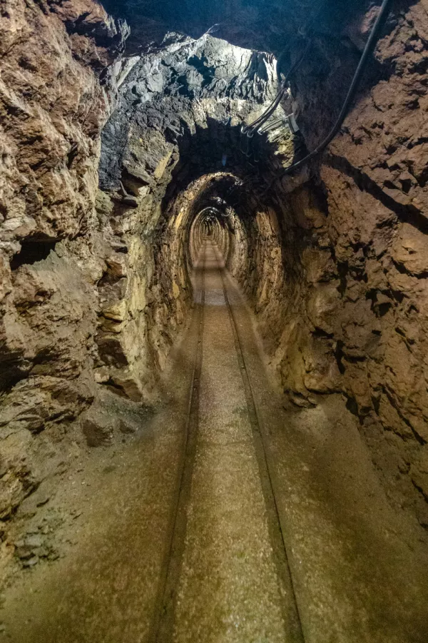 V tamkaj&scaron;njem rudniku živega srebra / Foto: Istock